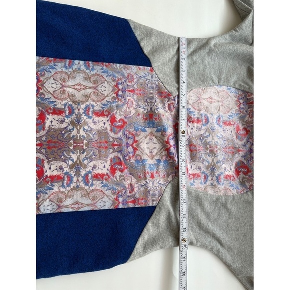 ASOS Africa Floral Patch Long Sleeve Knee Length - Picture 9 of 13